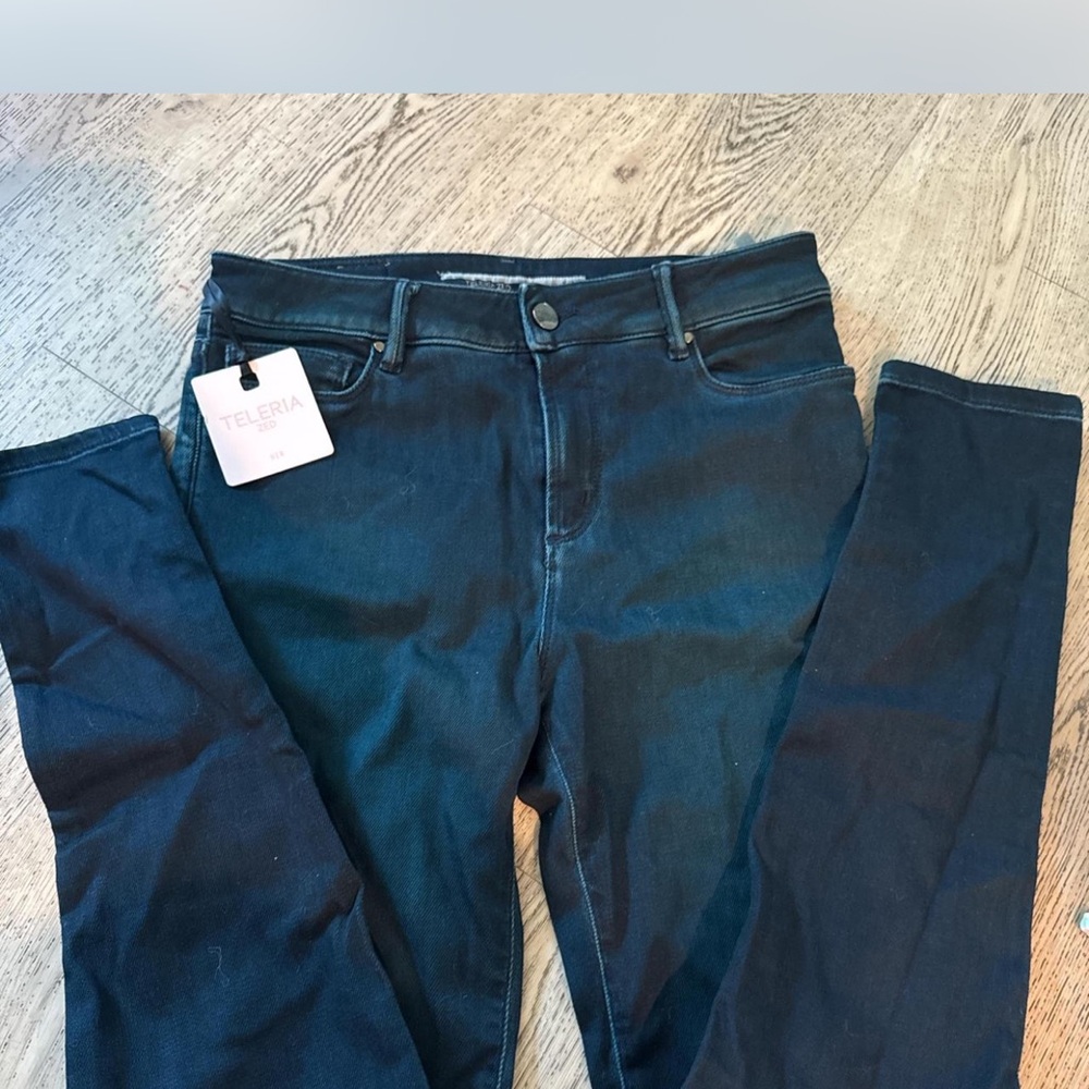 Women's Dark Blue Skinny Jeans